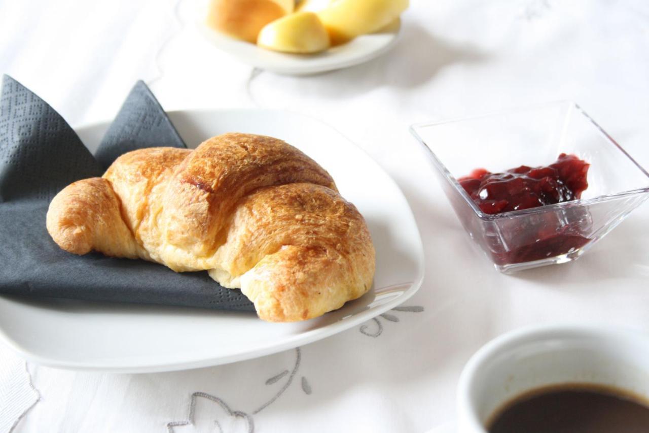 Bed & Breakfast A Casa Romar 2*